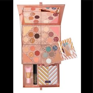 Tarte Gift & Glam Collector’s Set